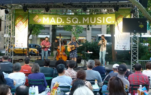 madison sq. music the studio series lineup crowd
